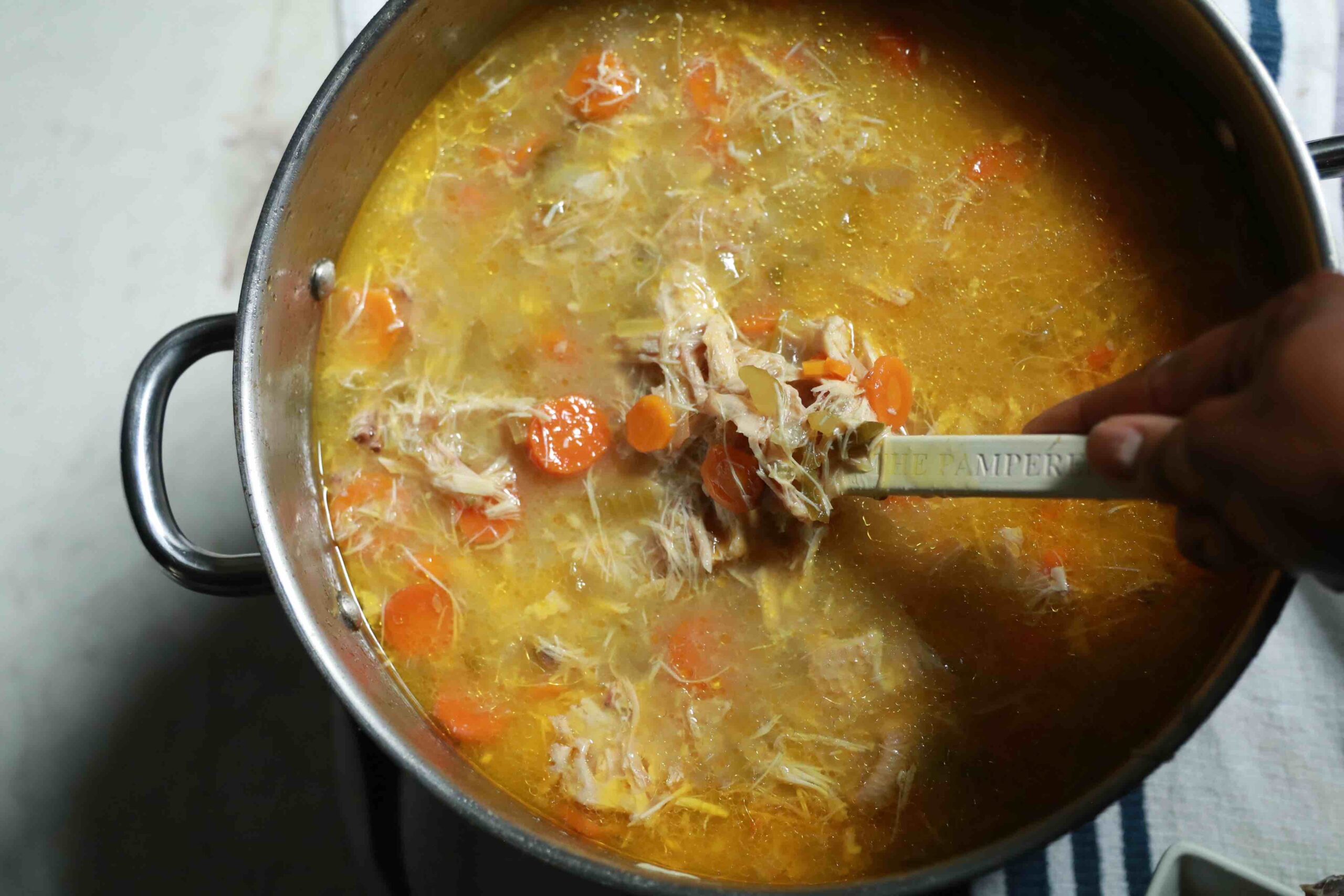 Sister Frennn - The Best Homemade Chicken Broth